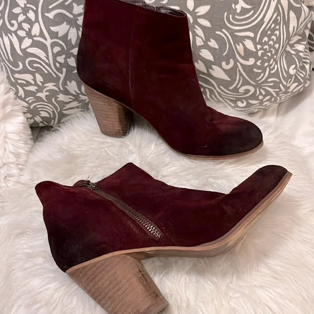 BP Bugundy Maroon Merlot Red Suede Leather Ankle Boots Booties Sz 7